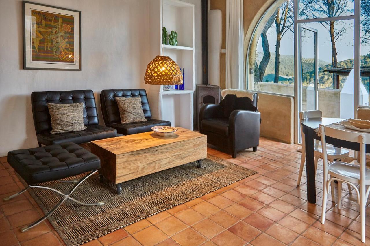 Sitges Hill Retreats-Masia Nur 22 Bedrooms Divided Over 9 Houses For Max 44 Guests Каниелес Екстериор снимка
